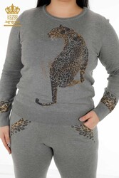 Scuba ve İki İplikten Üretilen Eşofman Takım Kaplan Desenli Kadın Giyim Üreticisi - 16523 | Reel Tekstil - Thumbnail