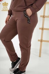 Scuba ve İki İplikten Üretilen Eşofman Takım Leopar Taş İşlemeli Cepli Kadın Giyim Üreticisi - 17530 | Reel Tekstil - Thumbnail