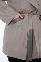 Su Geçirmez Paraşüt Kumaş İle Üretilen Yağmurluk Taş İşlemeli Cepli Kadın Giyim Üreticisi - 7575 | Reel Tekstil - Thumbnail